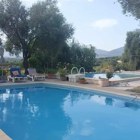 1st Floor In 18th Century Character House *