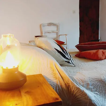 Holiday home 1st Floor In 18th Century Character House