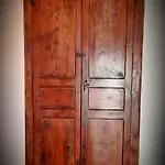 1st Floor In 18th Century Character House 卡尔维