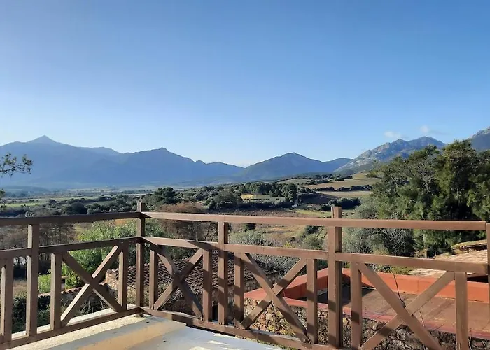 Nyaraló 1st Floor In 18th Century Character House Calvi
