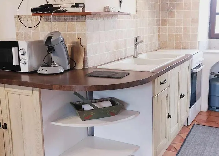 Nyaraló 1st Floor In 18th Century Character House Calvi